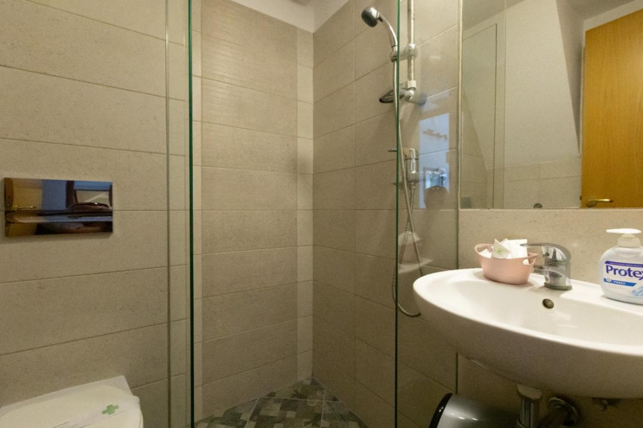 Club Rossignol Hotel โปยานาบราซอฟ ภายนอก รูปภาพ