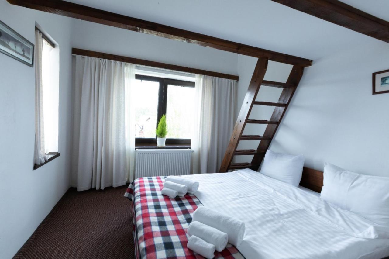 Club Rossignol Hotel โปยานาบราซอฟ ภายนอก รูปภาพ