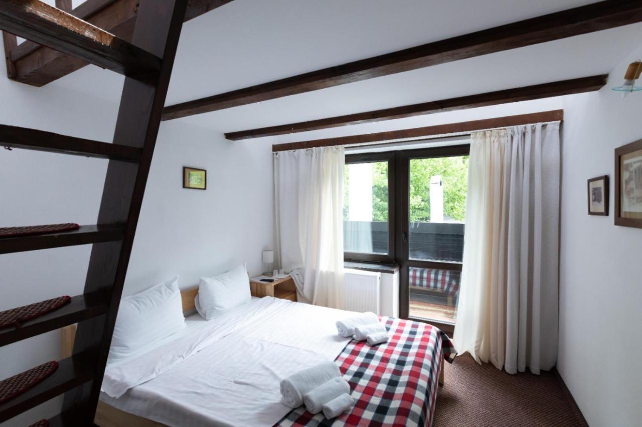 Club Rossignol Hotel โปยานาบราซอฟ ภายนอก รูปภาพ