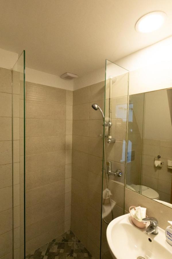 Club Rossignol Hotel โปยานาบราซอฟ ภายนอก รูปภาพ